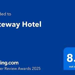 3* מלון Gateway